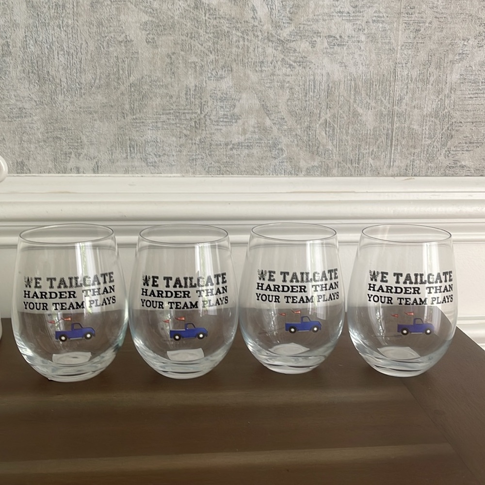 NWT Mud Pie We Tailgate Harder Than Your Team Plays-set of 4 stemless wine